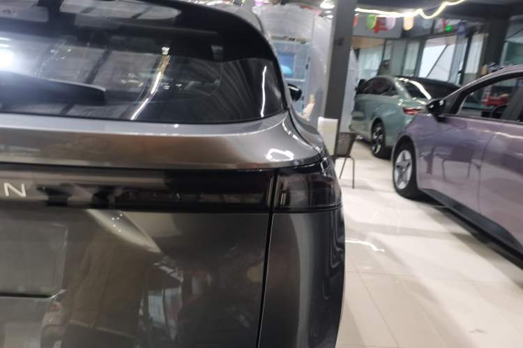 Used Nissan ARIYA 2022 Four-Wheel-Drive High-Performance Top-Tier Model Right Rear Taillight
