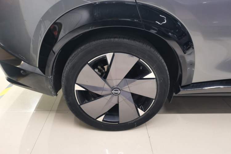 Used Nissan ARIYA 2022 Four-Wheel-Drive High-Performance Top-Tier Model Right Rear Wheel Hub