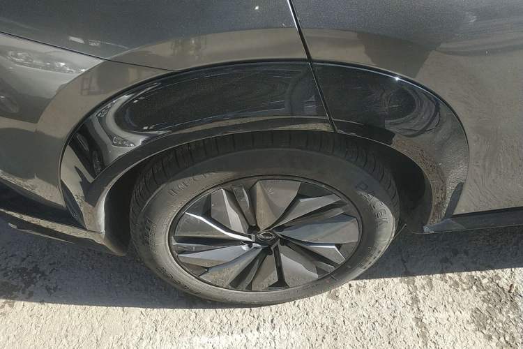 Used Nissan ARIYA 2022 Two-Wheel Drive Long-Range Version Right Rear Wheel Hub