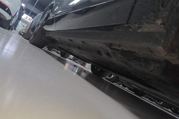 Used Nissan ARIYA 2022 Four-Wheel-Drive High-Performance Top-Tier Model Right Side Sill