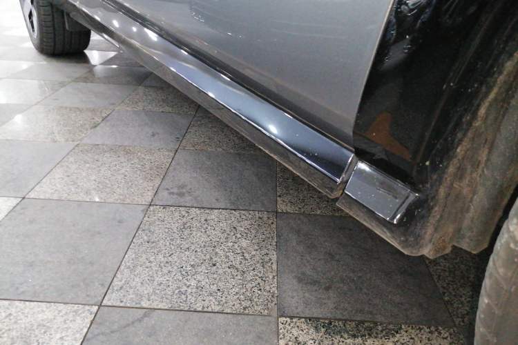 Used Nissan ARIYA 2022 Four-Wheel-Drive High-Performance Top-Tier Model Right Side Sill