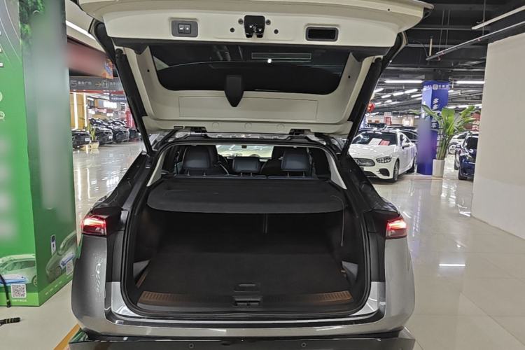 Used Nissan ARIYA 2022 Four-Wheel-Drive High-Performance Top-Tier Model Trunk