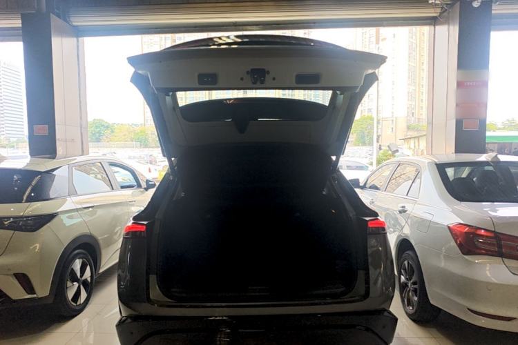 Used Nissan ARIYA 2022 Four-Wheel-Drive High-Performance Top-Tier Model Trunk