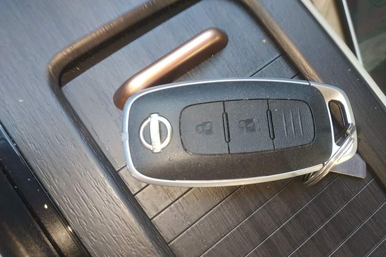 Used Nissan ARIYA 2022 Two-Wheel Drive Long-Range Version Vehicle Key