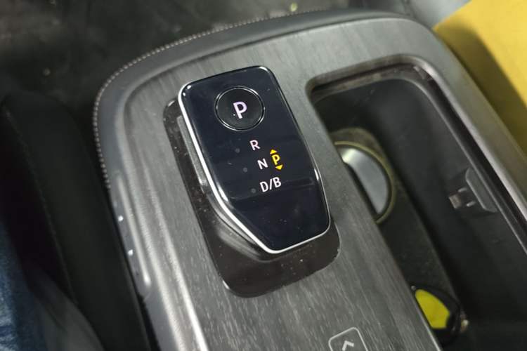 Used Nissan ARIYA 2022 Two-Wheel Drive Long Range Top-Tier Version Gear Lever