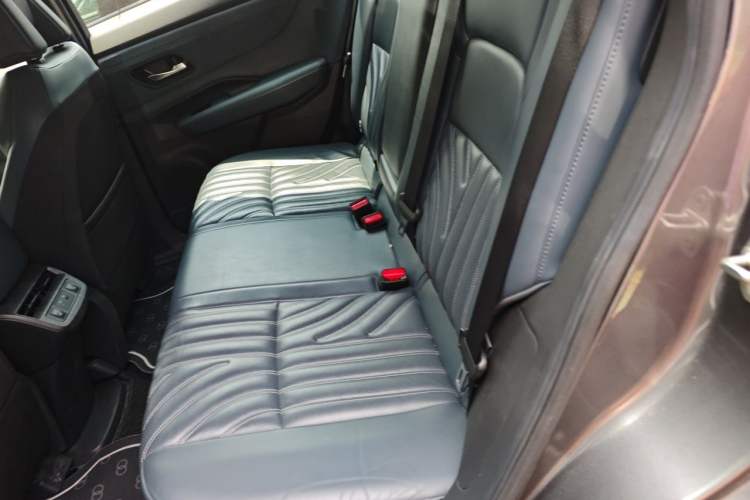 Used Nissan ARIYA 2022 Four-Wheel-Drive High-Performance Top-Tier Model Left Rear Seat