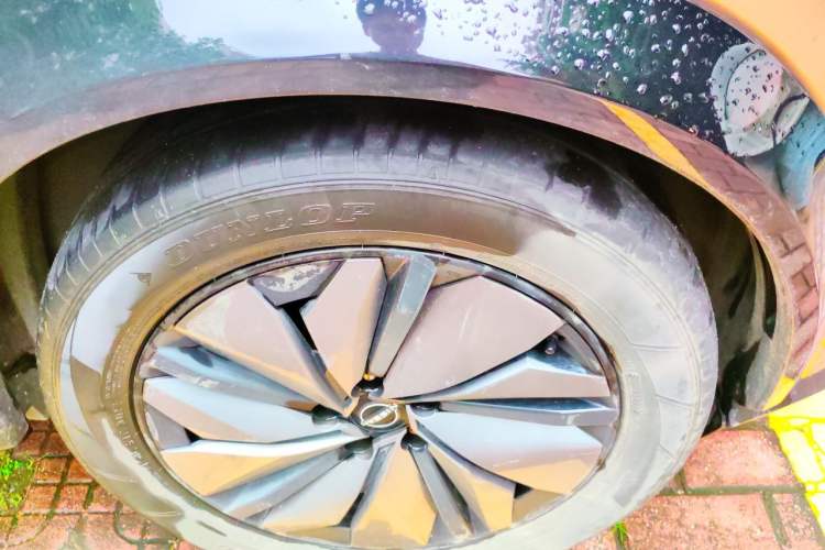 Used Nissan ARIYA 2022 Two-Wheel Drive Long Range Top-Tier Version Right Front Wheel Hub