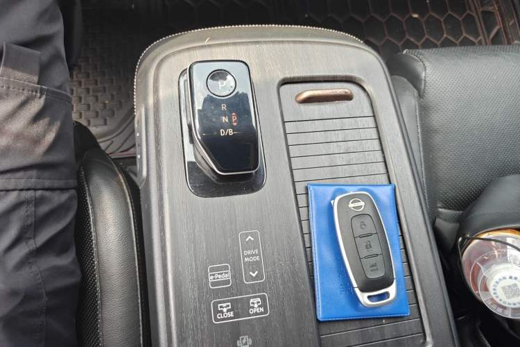 Used Nissan ARIYA 2022 Two-Wheel Drive Long Range Top-Tier Version Gear Lever