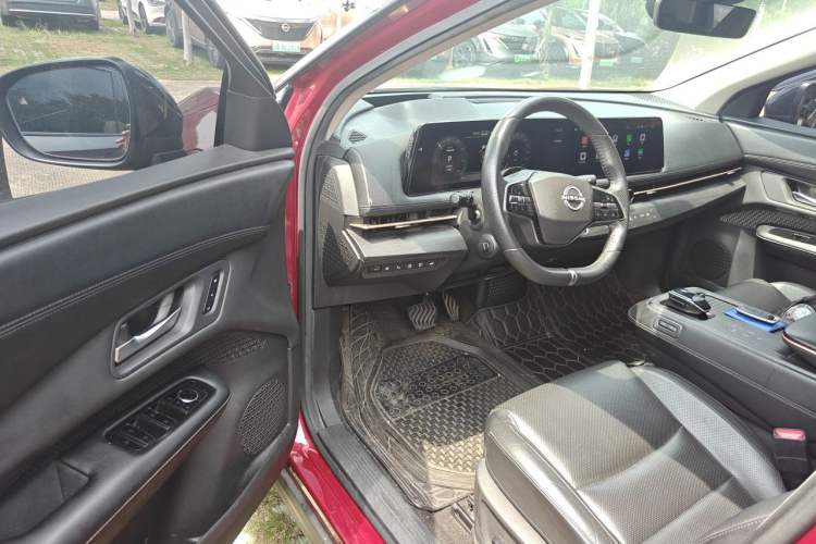 Used Nissan ARIYA 2022 Two-Wheel Drive Long Range Top-Tier Version Interior 3