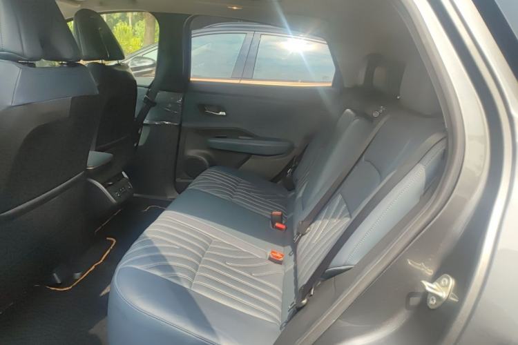 Used Nissan ARIYA 2022 Four-Wheel-Drive High-Performance Top-Tier Model Left Rear Seat