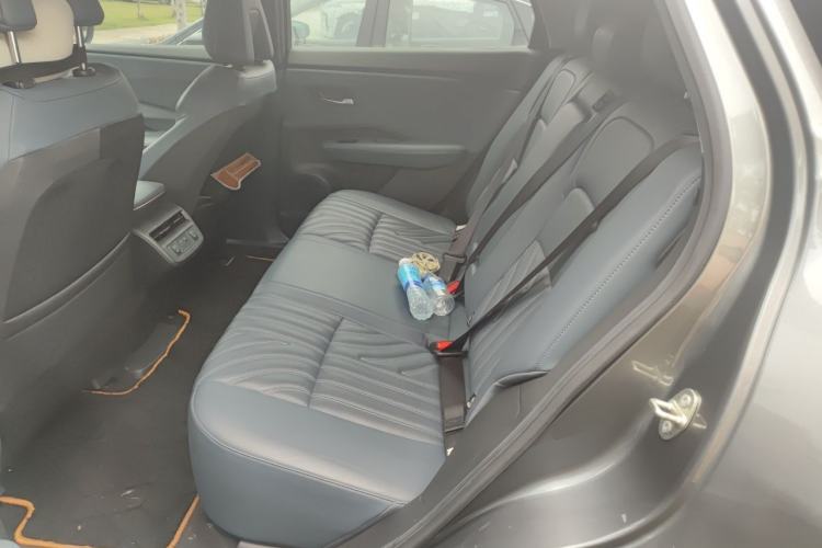 Used Nissan ARIYA 2022 Four-Wheel-Drive High-Performance Top-Tier Model Left Rear Seat