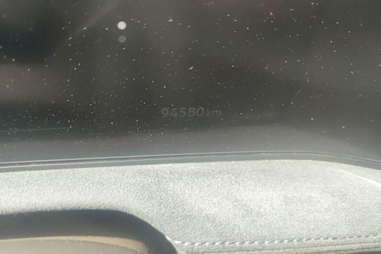 Used Nissan ARIYA 2022 Four-Wheel-Drive High-Performance Top-Tier Model Odometer Close Up