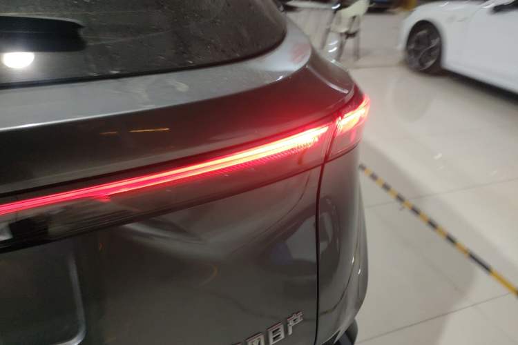 Used Nissan ARIYA 2022 Four-Wheel-Drive High-Performance Top-Tier Model Right Rear Taillight