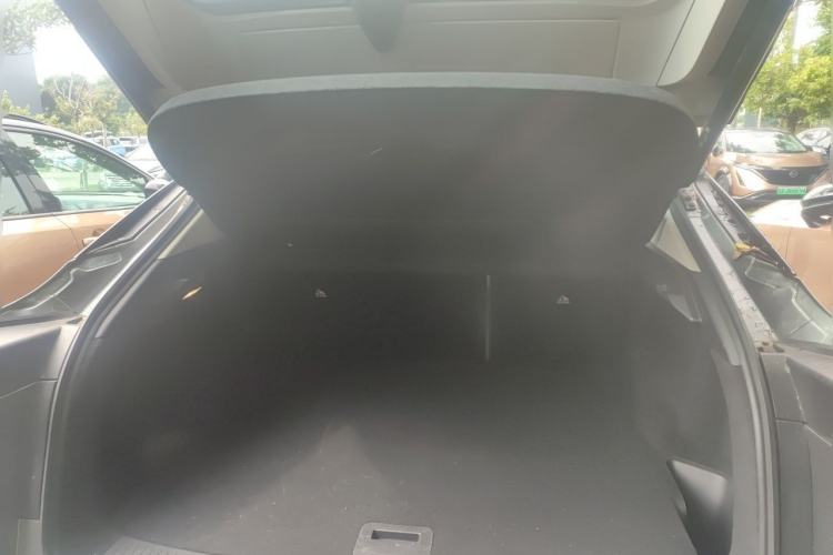 Used Nissan ARIYA 2022 Four-Wheel-Drive High-Performance Top-Tier Model Trunk