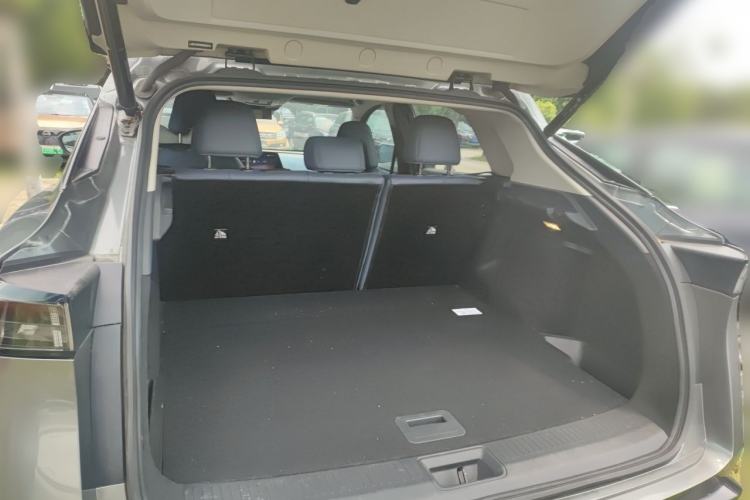 Used Nissan ARIYA 2022 Four-Wheel-Drive High-Performance Top-Tier Model Trunk