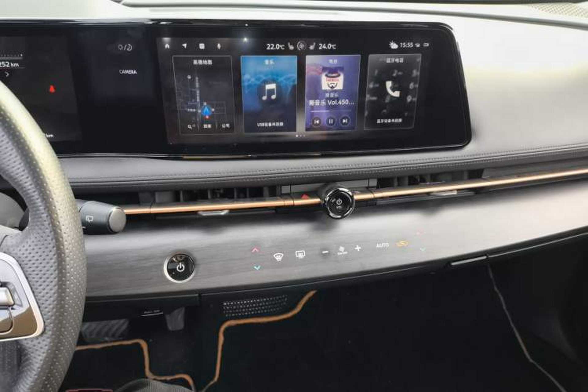Used Nissan ARIYA 2022 Two-Wheel Drive Long Range Top-Tier Version Audio And AC Panel