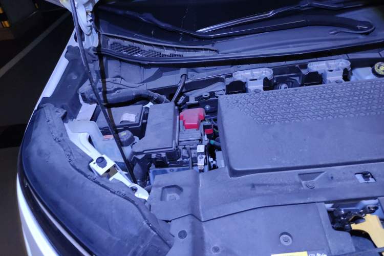 Used Nissan ARIYA 2022 Four-Wheel-Drive High-Performance Top-Tier Model Engine Bay Right