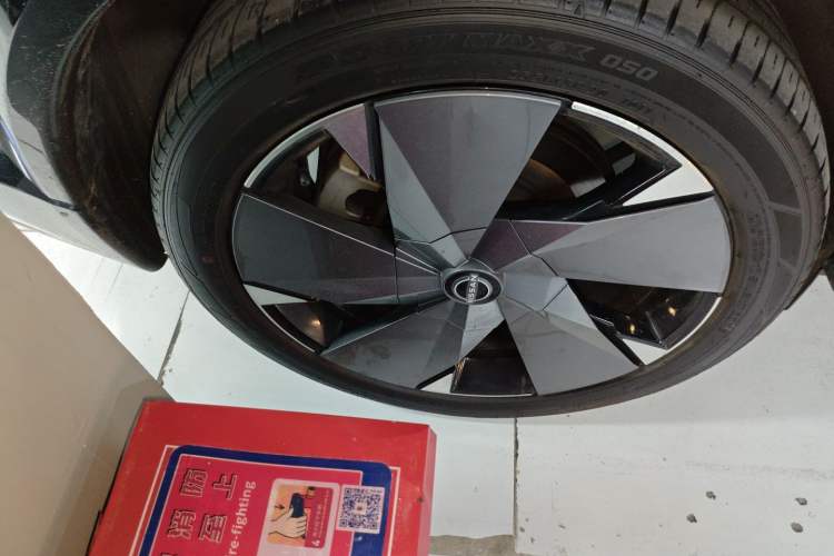 Used Nissan ARIYA 2022 Four-Wheel-Drive High-Performance Top-Tier Model Exterior 2