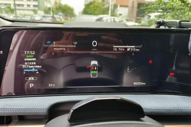 Used Nissan ARIYA 2022 Four-Wheel-Drive High-Performance Top-Tier Model Instrument Cluster