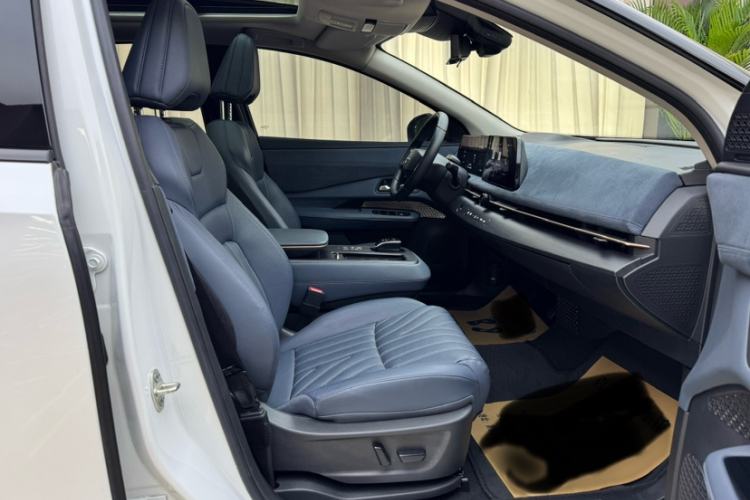 Used Nissan ARIYA 2022 Four-Wheel-Drive High-Performance Top-Tier Model Interior 5