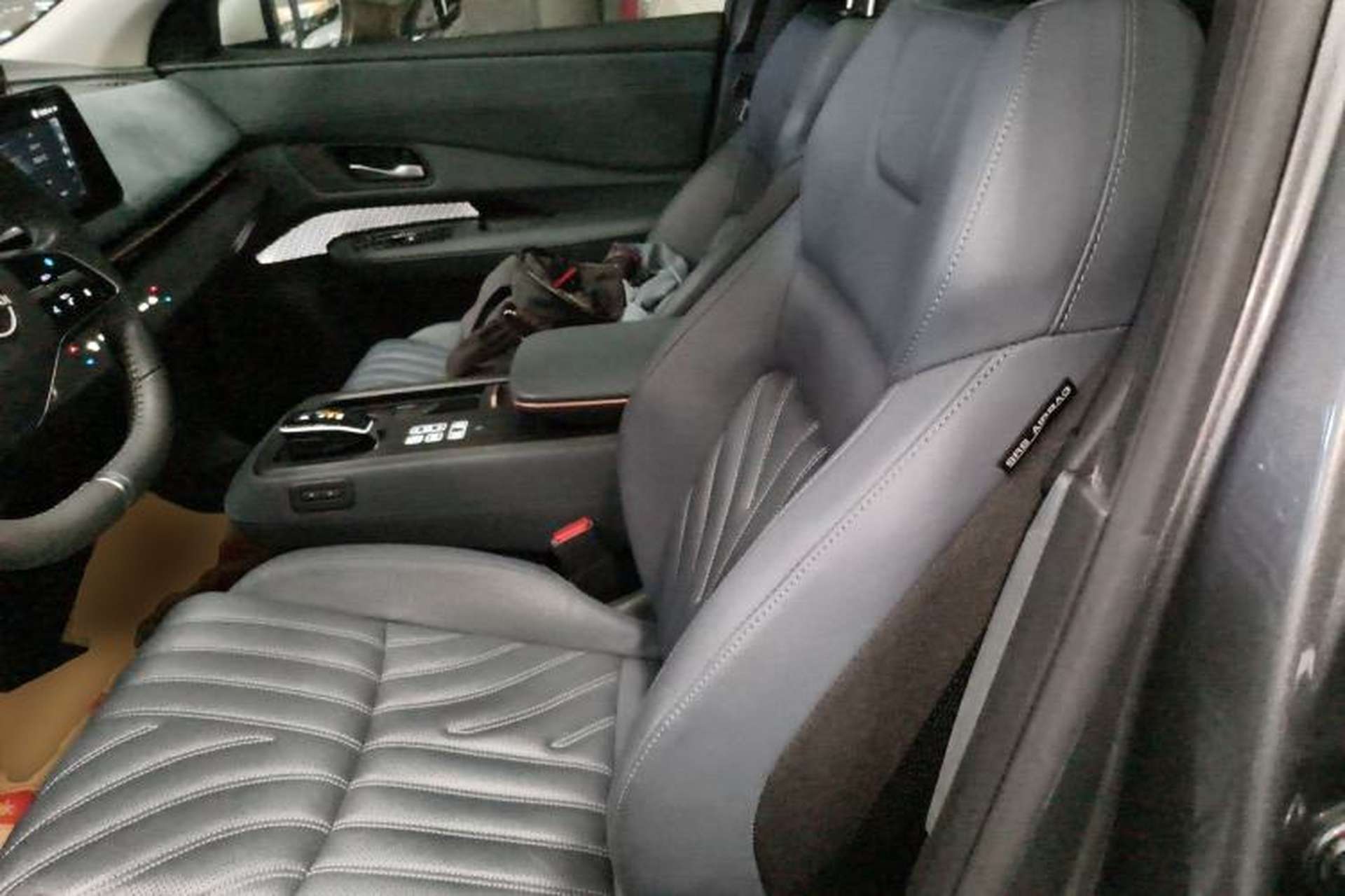 Used Nissan ARIYA 2022 Four-Wheel-Drive High-Performance Top-Tier Model Left Front Seat