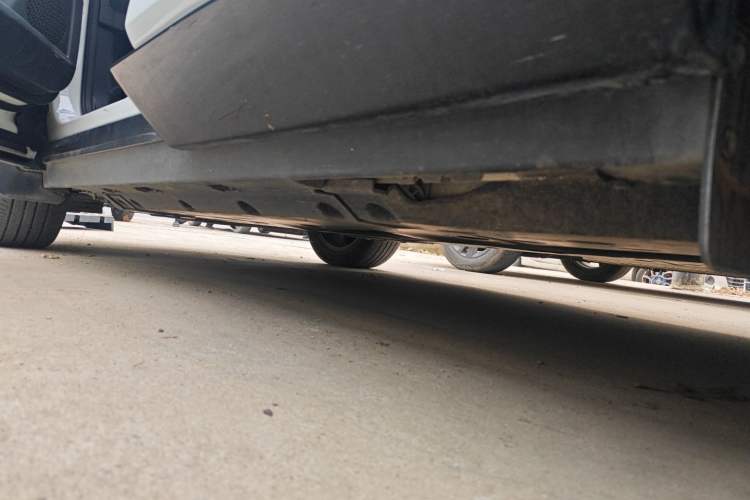 Used Nissan ARIYA 2022 Two-Wheel Drive Long Range Top-Tier Version Left Side Sill