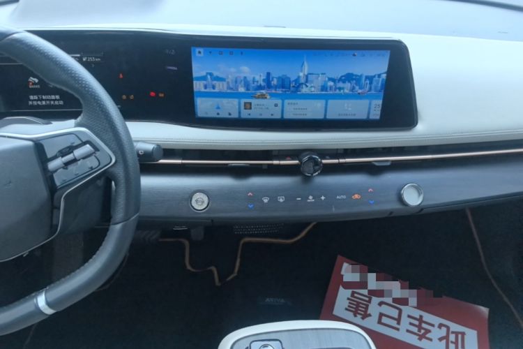 Used Nissan ARIYA 2022 Two-Wheel Drive Long Range Top-Tier Version Audio And AC Panel