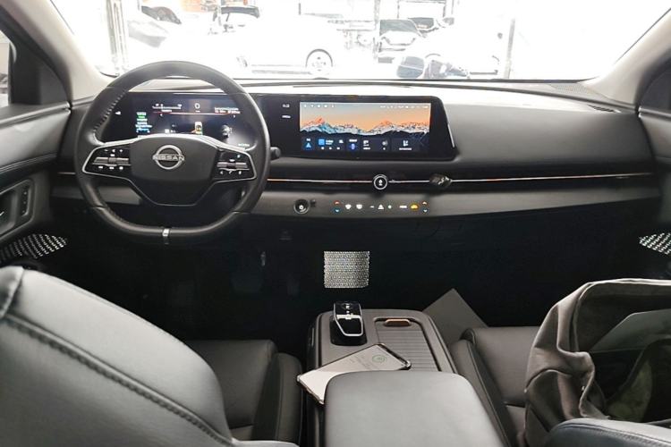 Used Nissan ARIYA 2022 Two-Wheel Drive Long-Range Version Center Console