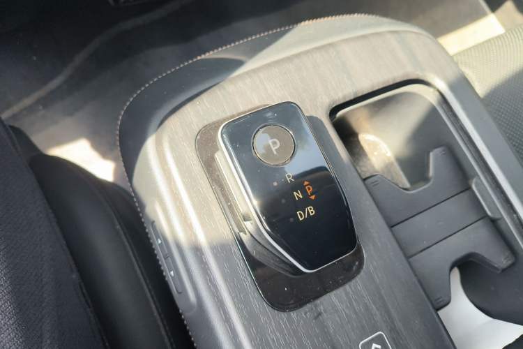 Used Nissan ARIYA 2022 Two-Wheel Drive Long Range Top-Tier Version Gear Lever