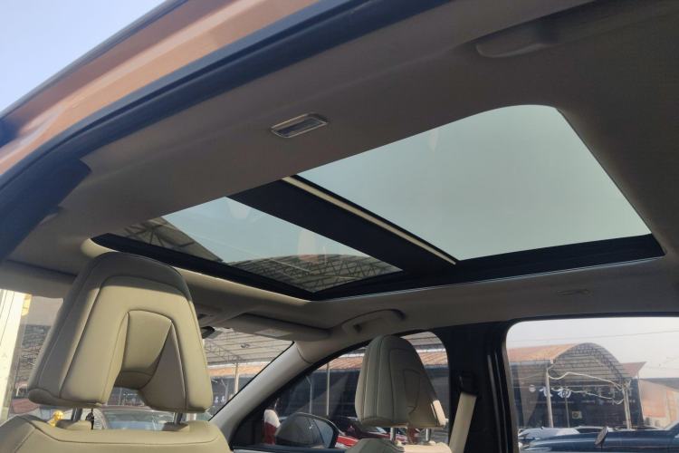 Used Nissan ARIYA 2022 Two-Wheel Drive Long Range Top-Tier Version Headliner