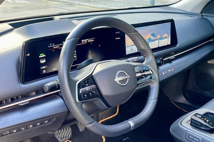 Used Nissan ARIYA 2022 Two-Wheel Drive Long Range Top-Tier Version Interior 1