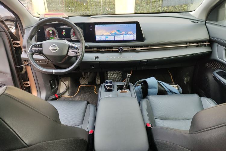 Used Nissan ARIYA 2022 Two-Wheel Drive Long Range Top-Tier Version Interior 2