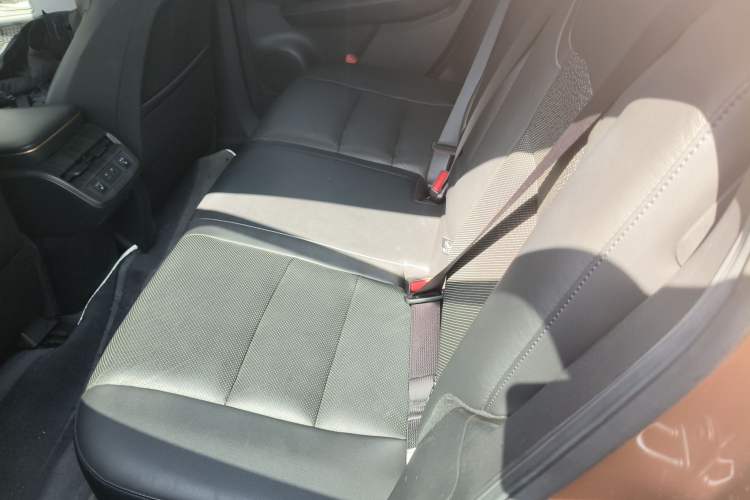 Used Nissan ARIYA 2022 Two-Wheel Drive Long Range Top-Tier Version Left Rear Seat
