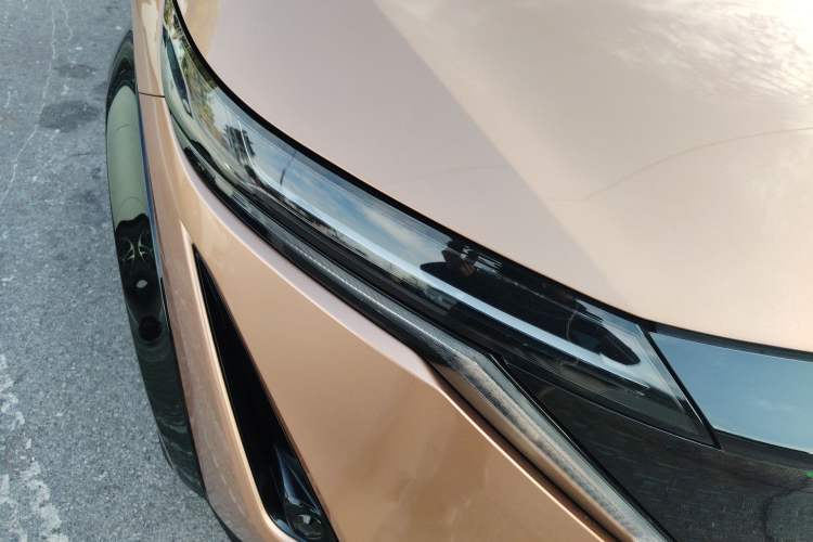Used Nissan ARIYA 2022 Two-Wheel Drive Long Range Top-Tier Version Right Front Headlight