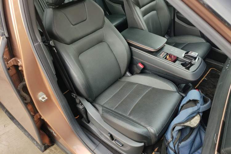 Used Nissan ARIYA 2022 Two-Wheel Drive Long Range Top-Tier Version Right Front Seat