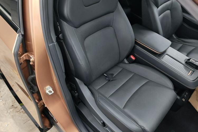 Used Nissan ARIYA 2022 Two-Wheel Drive Long Range Top-Tier Version Right Front Seat