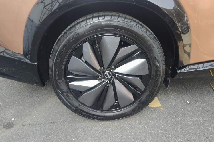 Used Nissan ARIYA 2022 Two-Wheel Drive Long Range Top-Tier Version Right Rear Wheel Hub