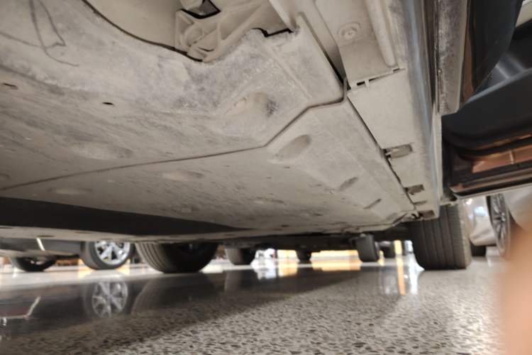 Used Nissan ARIYA 2022 Two-Wheel Drive Long Range Top-Tier Version Right Side Sill