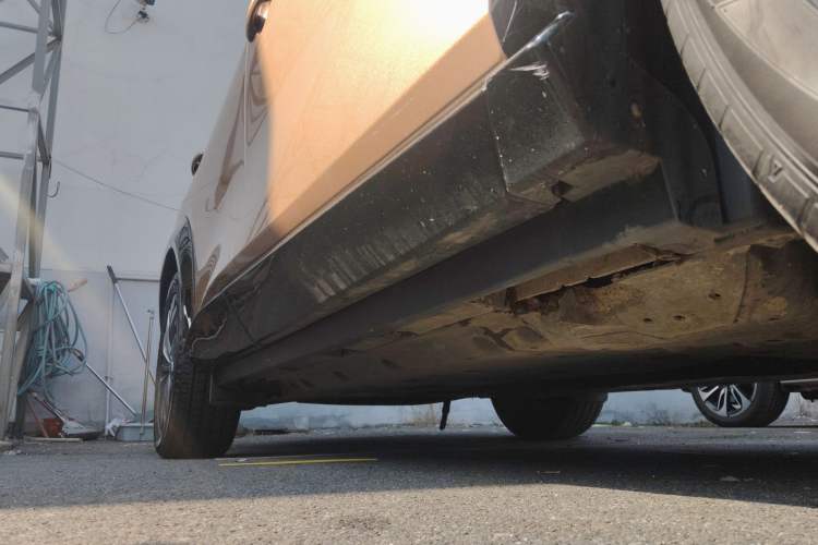 Used Nissan ARIYA 2022 Two-Wheel Drive Long Range Top-Tier Version Right Side Sill
