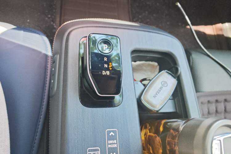 Used Nissan ARIYA 2023 500 Gear Lever