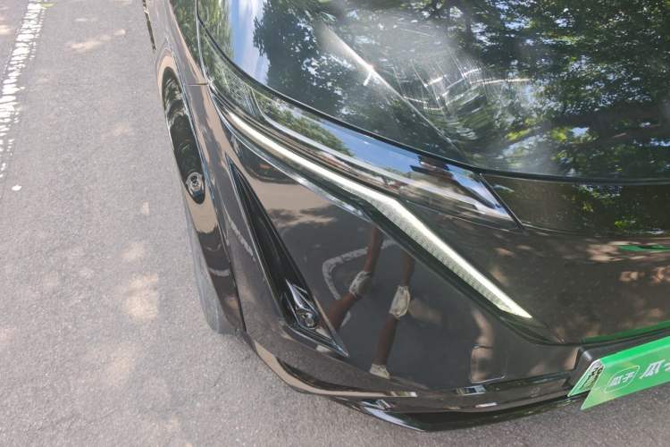 Used Nissan ARIYA 2023 500 Right Front Headlight