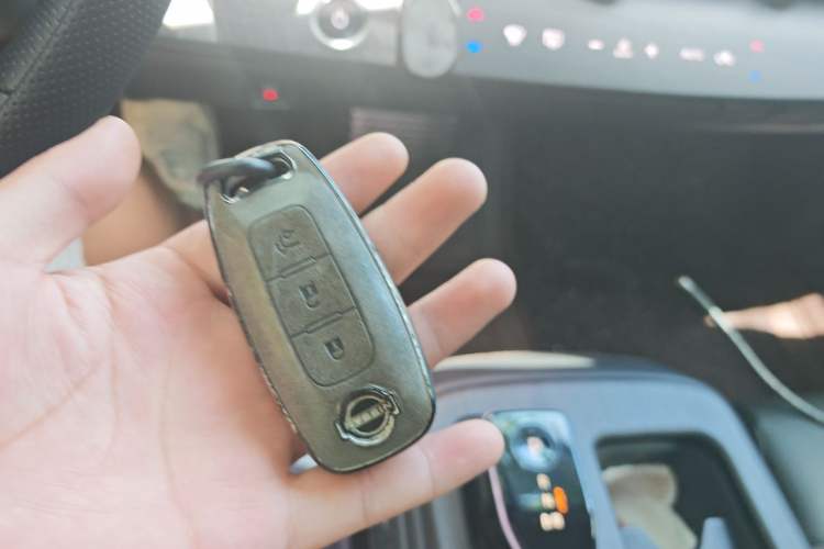 Used Nissan ARIYA 2023 500 Vehicle Key