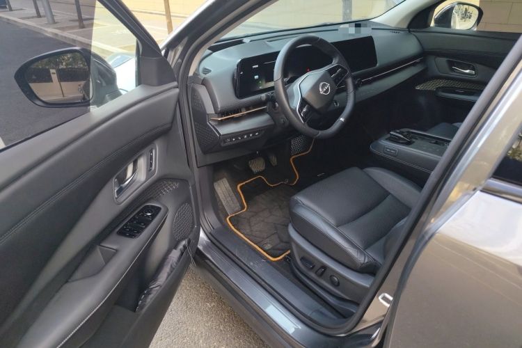 Used Nissan ARIYA 2023 600 Plus Driver Seat