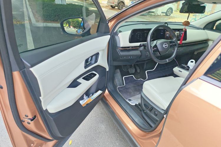 Used Nissan ARIYA 2023 500 Driver Seat