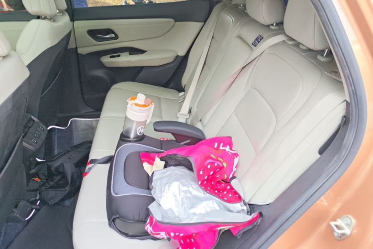 Used Nissan ARIYA 2023 500 Left Rear Seat