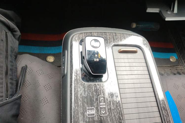 Used Nissan ARIYA 2023 500 Gear Lever