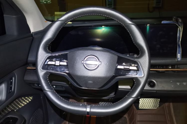 Used Nissan ARIYA 2023 600 Steering Wheel