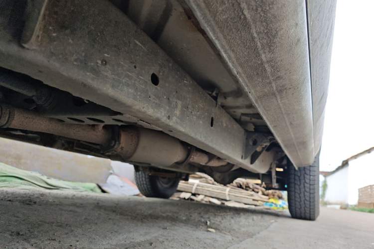Used Nissan D22 2011 2.4L Gasoline Two-Wheel Drive Standard Version Chassis Front Left
