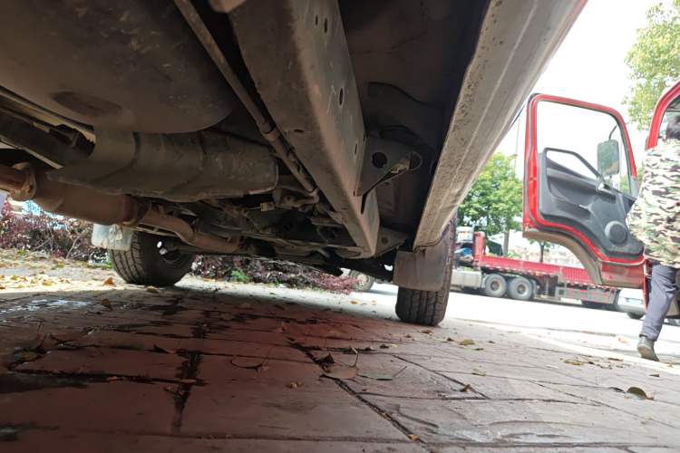 Used Nissan D22 2013 2.4L Gasoline Two-Wheel-Drive Standard Model Chassis Rear Right