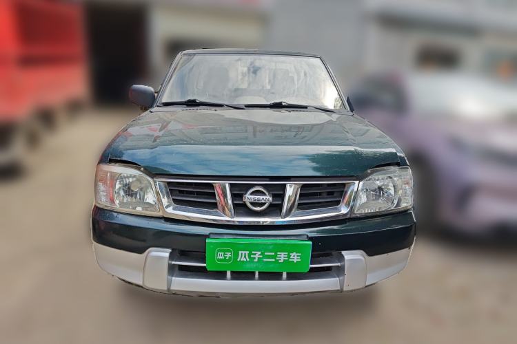 Used Nissan D22 2013 2.4L Gasoline Two-Wheel-Drive Standard Model Front